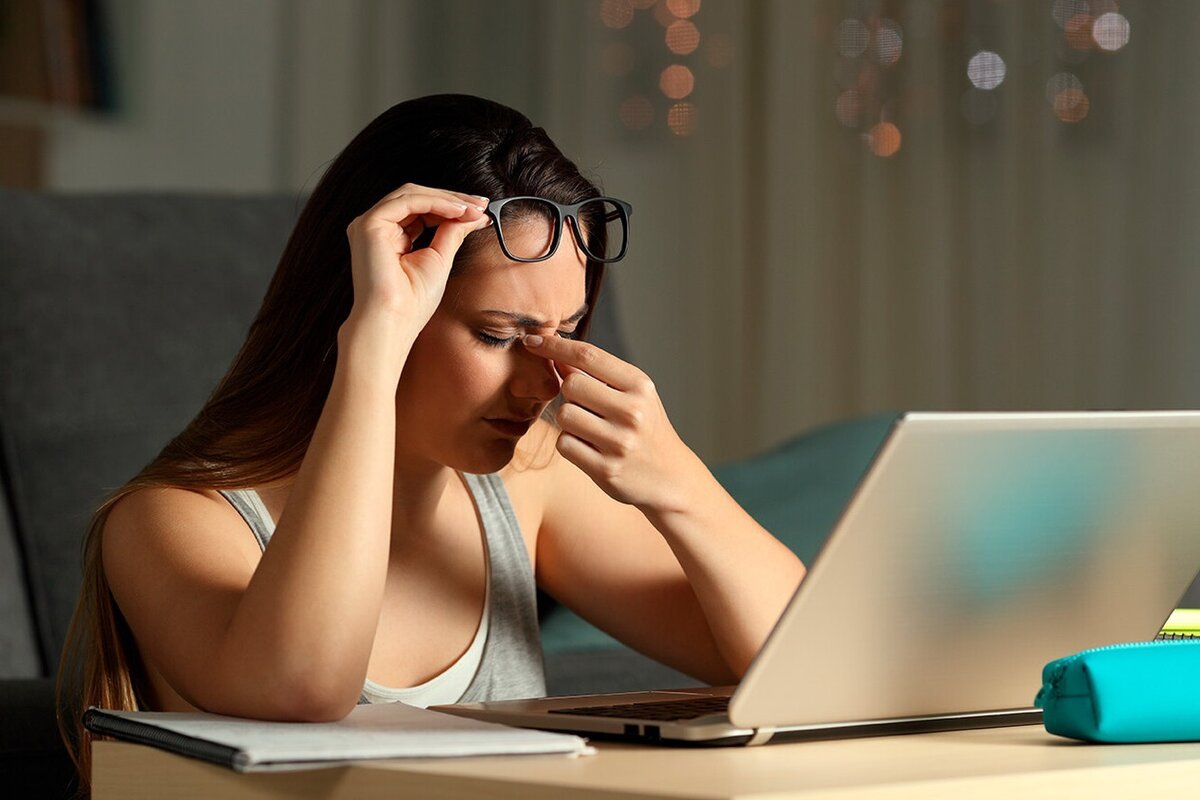 Exercițiul de 30 de secunde care relaxează ochii