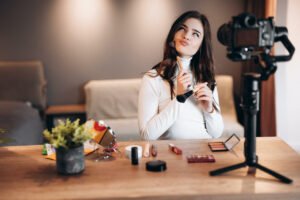 Greșeala care îți arată casa hoților în online