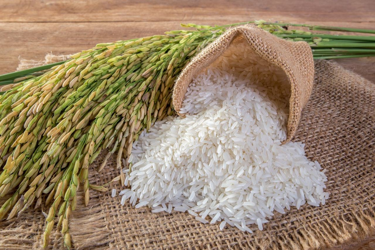 Trucul cu orez pentru dulapuri care miros urât: O soluție simplă și naturală