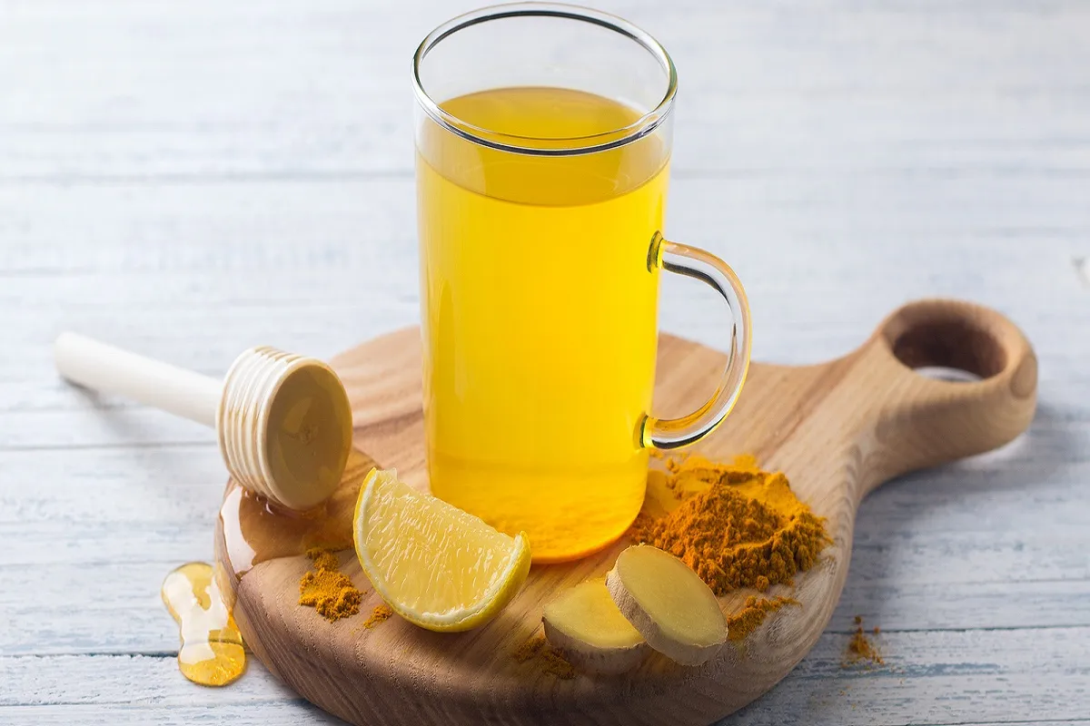 Apa cu turmeric dimineața: efecte după 7 zile