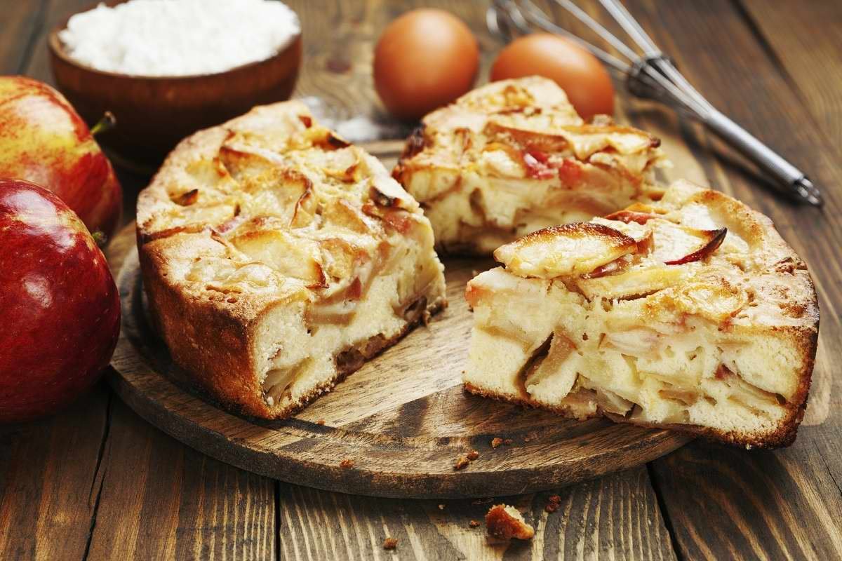 Plăcintă leneșă în 5 minute: Gata când n-ai chef de nimic