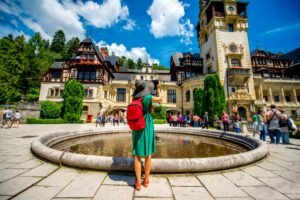 Ruine uitate: Castelul-fantomă de lângă Brașov