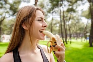 Coaja de banană – cel mai puternic îngrășământ pe care toată lumea l-a uitat!