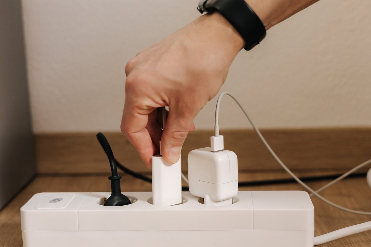 Secretul: Cum să plătești mai puțin pentru electricitate în Constanța