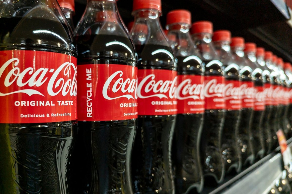 Coca-Cola în toaletă