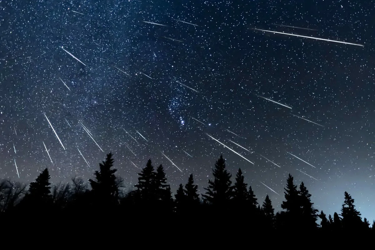 Unde să observi ploaia de meteori în Sibiu: Hartă și ghid