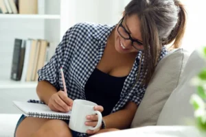 Micro-obiectiv în loc de listă: Cum să îți faci ziua mai productivă în 5 minute dimineața
