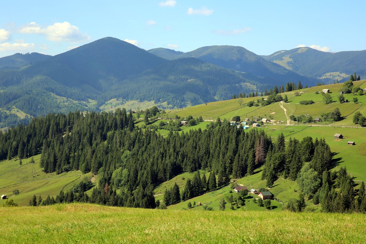 Supraviețuim în munții României: pregătiri și trasee