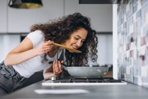 Pastă cremoasă din 3 ingrediente în 12 minute: delicioasă, simplă și ca la restaurant