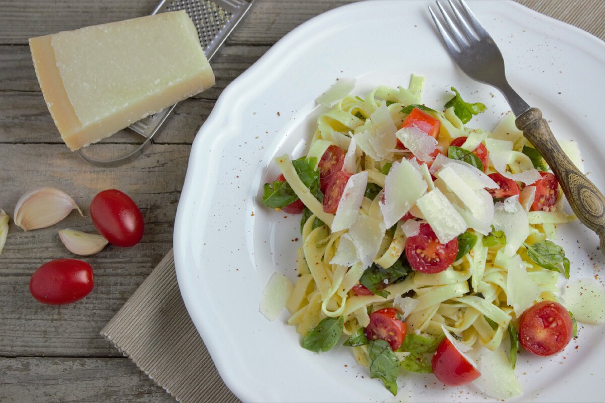 Pastă cremoasă din 3 ingrediente în 12 minute: delicioasă, simplă și ca la restaurant