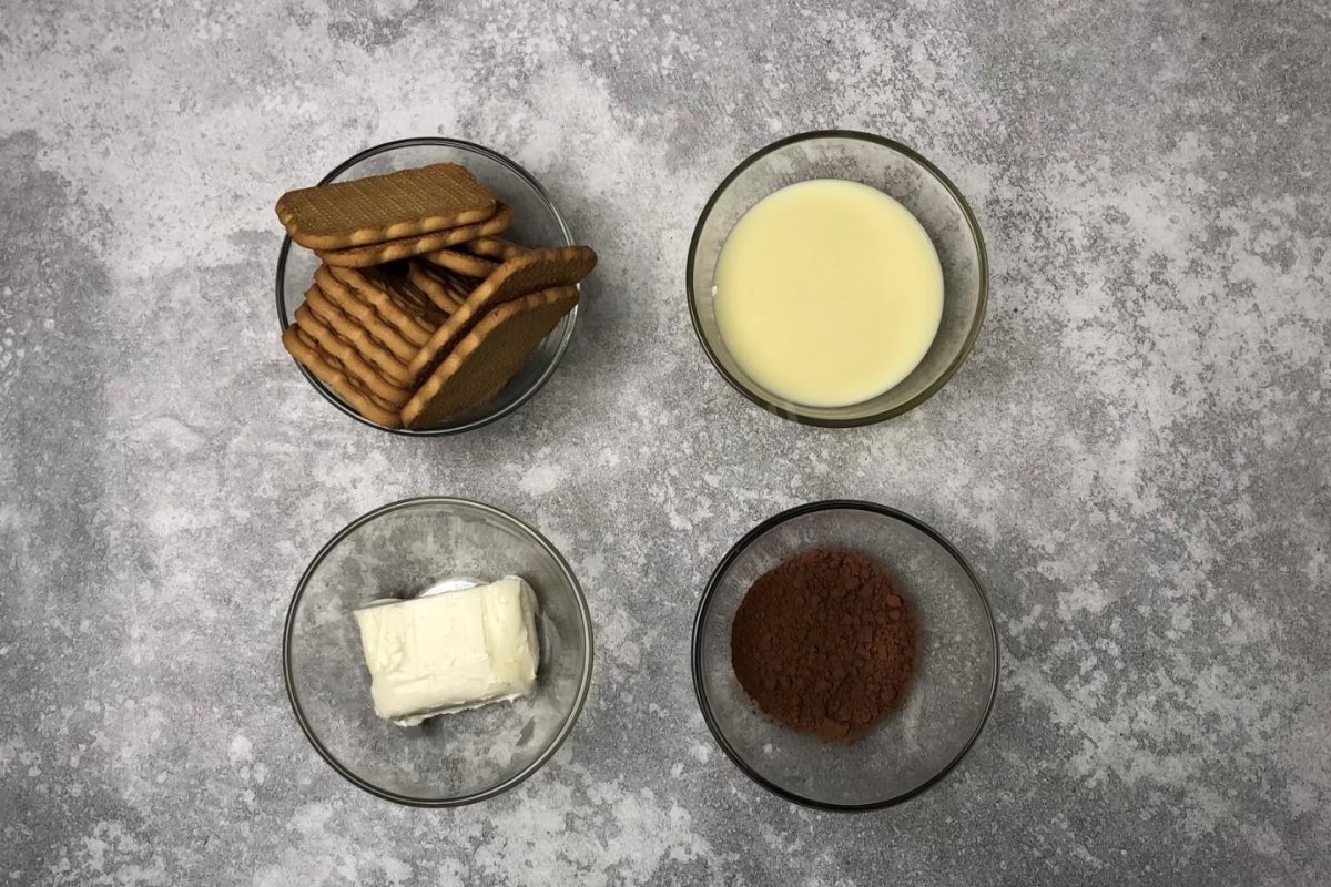 Prăjitură fără coacere: doar 4 ingrediente pentru un desert delicios