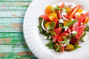 Vara într-o salată: răcoritor gata în 3 minute