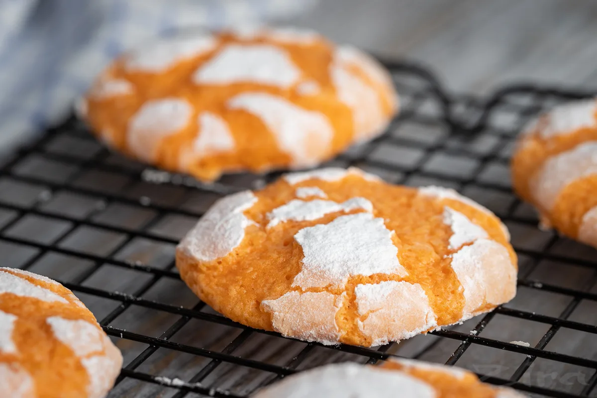 Fursecuri cu portocală fără zahăr fără făină fără ulei umede înăuntru crocante afară și gata în 15 minute