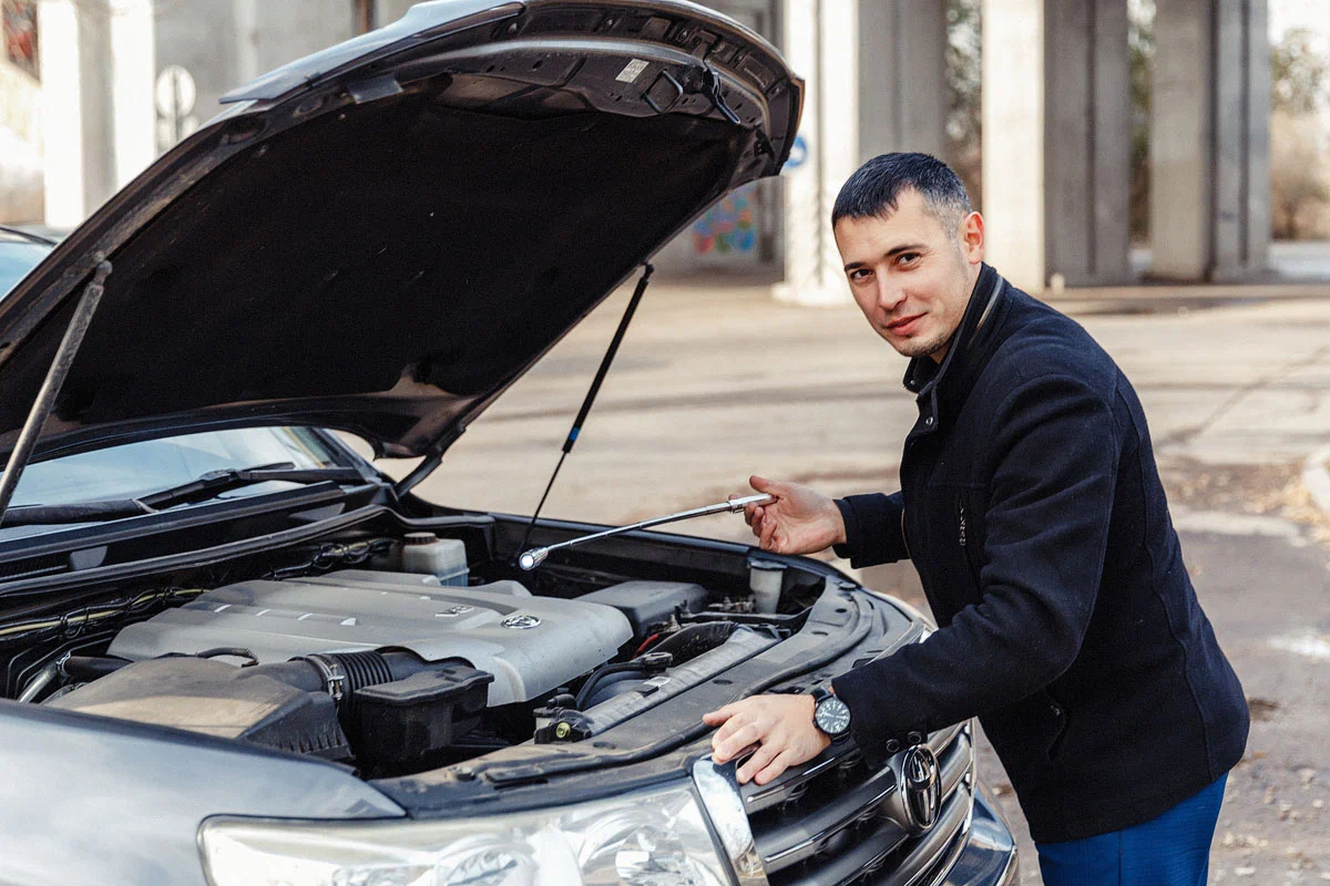 Piața mașinilor second-hand din România: capcanele ascunse care te pot costa mii de euro – realitatea dură dezvăluită de experți