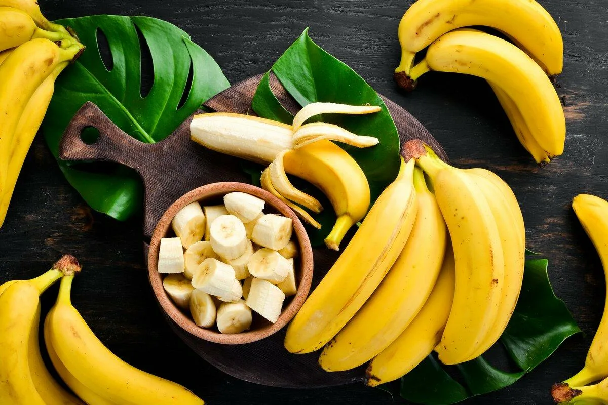 Înghețată de banane cremoasă ca la gelaterie făcută în blender cu doar 2 ingrediente în 5 minute active