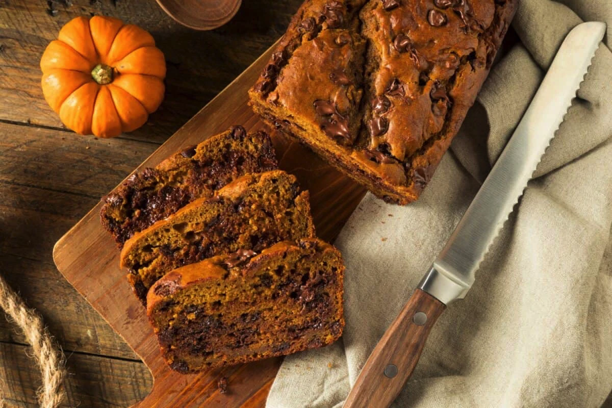 Dovleacul și ciocolata: pâinea care face toamna să miroasă ca o îmbrățișare caldă – rețeta pe care o vei face în fiecare săptămână