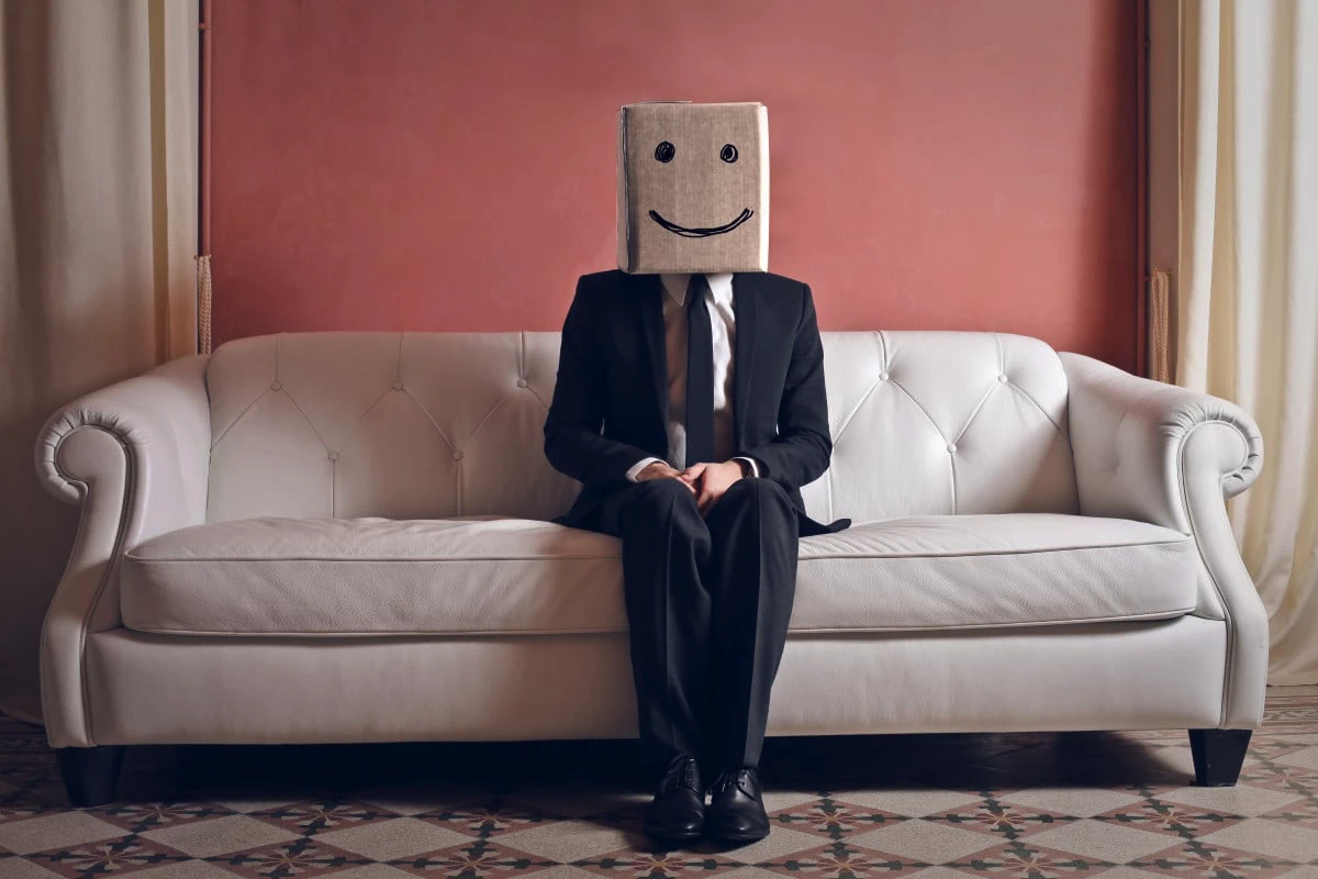 Introvertiții câștigă milioane din liniștea lor: joburile remote perfecte care te fac bogat fără să scoți un cuvânt