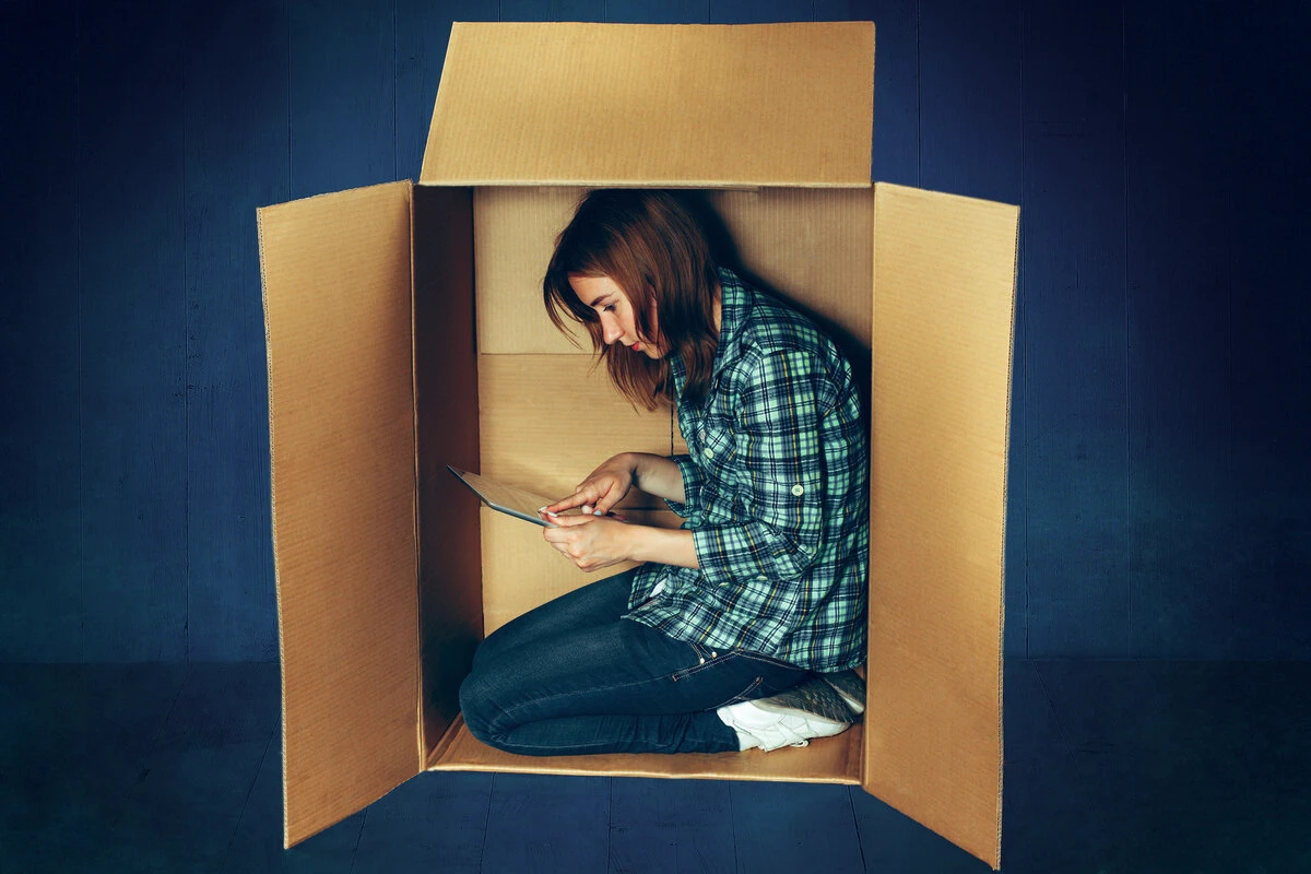 Introvertiții câștigă milioane din liniștea lor: joburile remote perfecte care te fac bogat fără să scoți un cuvânt