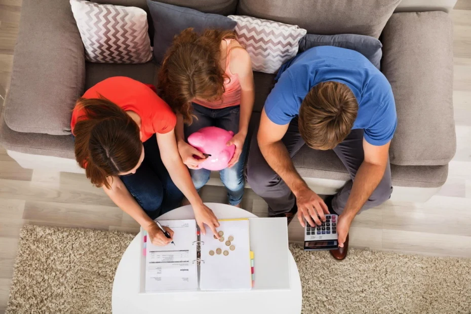 ChatGPT devine consilier financiar? Cum te ajută AI-ul să-ți gestionezi banii mai inteligent în 2025 – și unde să fii prudent