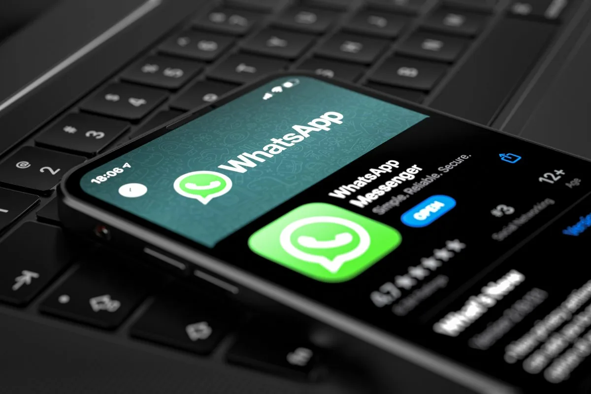 WhatsApp introduce limită lunară la mesajele trimise: cum te protejează de spam și ce riști dacă exagerezi